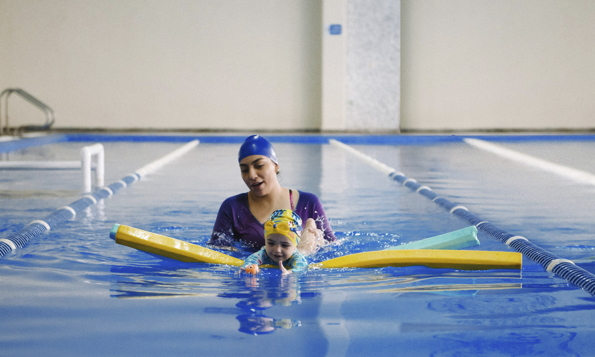 clases-de-natacion-en-cumbres